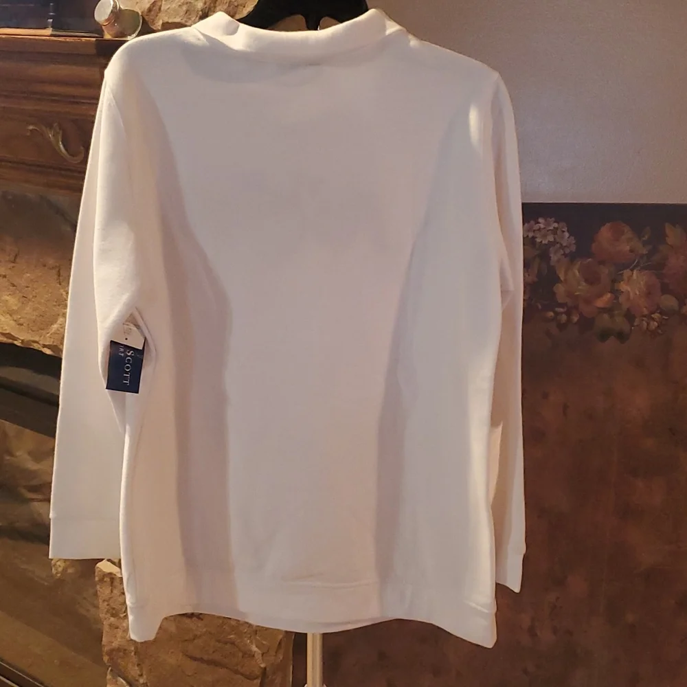 🌷NWT Karen Scott Sport top - Picture 4 of 4